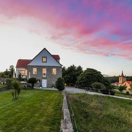 Quinta Lusitania Country house *